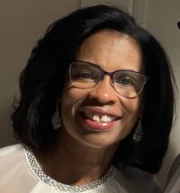 Donna Watson Headshot